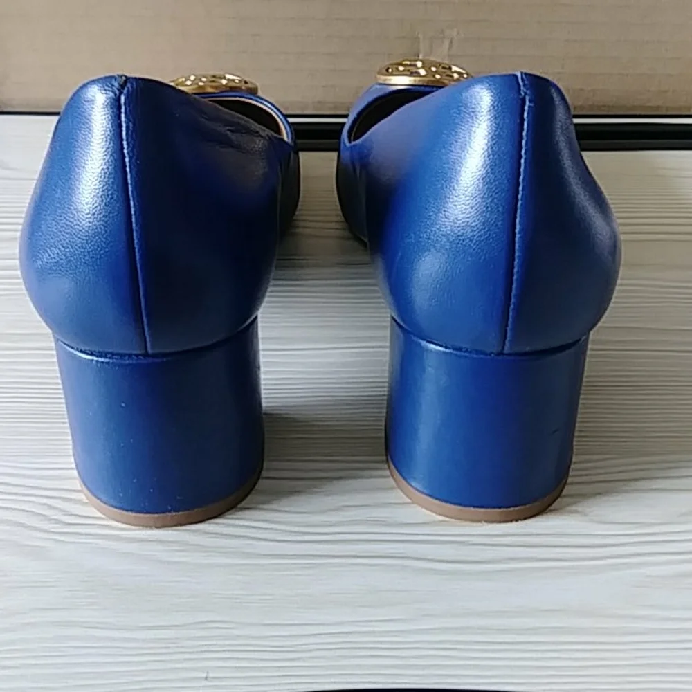 Tory Burch Size 10 Blue Block Heels - Picture 4 of 10